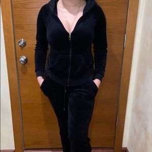 Black juicy couture tracksuit💖